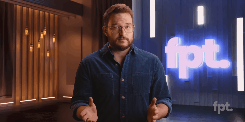 The Dispute Over the Liquid Glass Leak