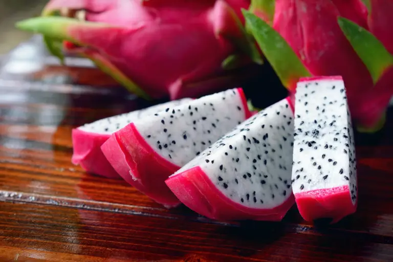 photo of dragon fruit or pitaya