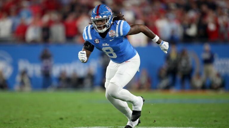 Dae'Quan Wright Waived by Browns, Linked to LSU Transfer Portal