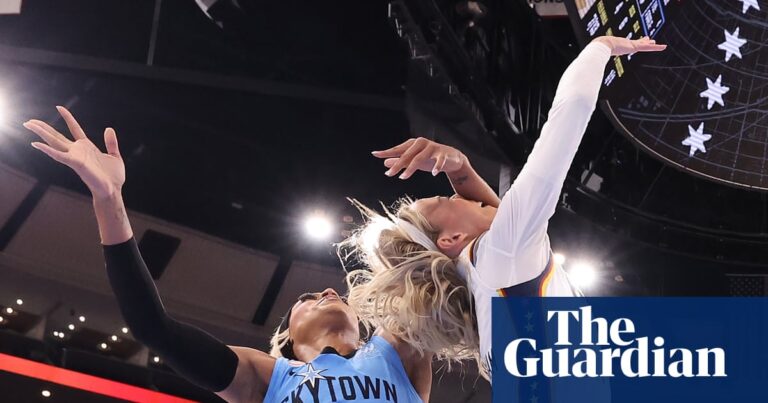Sky's Carrington posts 'white privilege' after ejection for hard foul on Sophie Cunningham