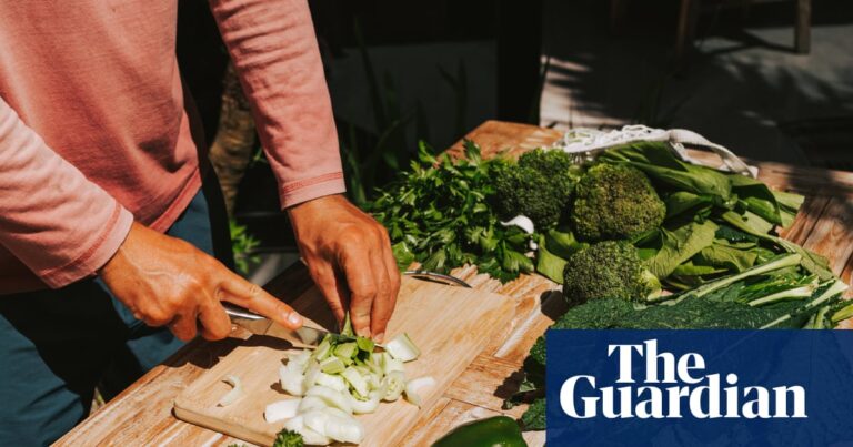 Which salad greens are the healthiest