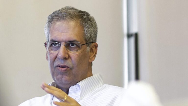 Tata and Shapoorji Pallonji Explore Share Swap to Resolve Stake Deadlock