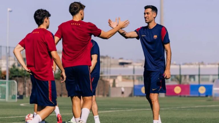 Busquets inicia su carrera en el banquillo como técnico asistente del Barça Atlètic