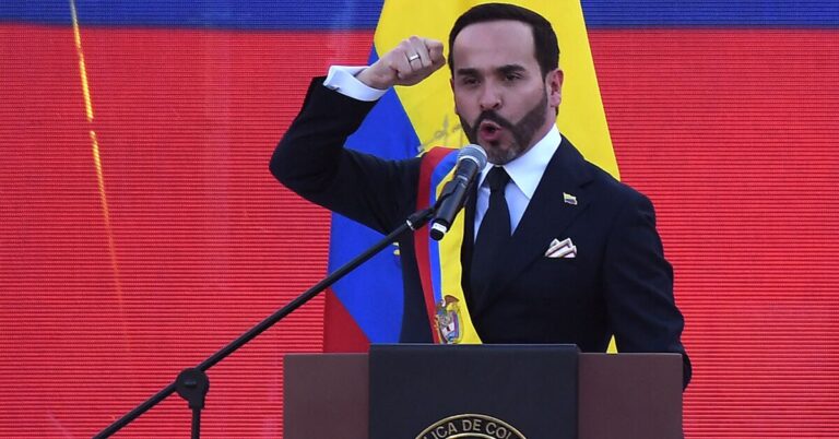 Colombia's new president, Abelardo de la Espriella, delivers a speech at the Pichincha Battalion after being sworn in, in