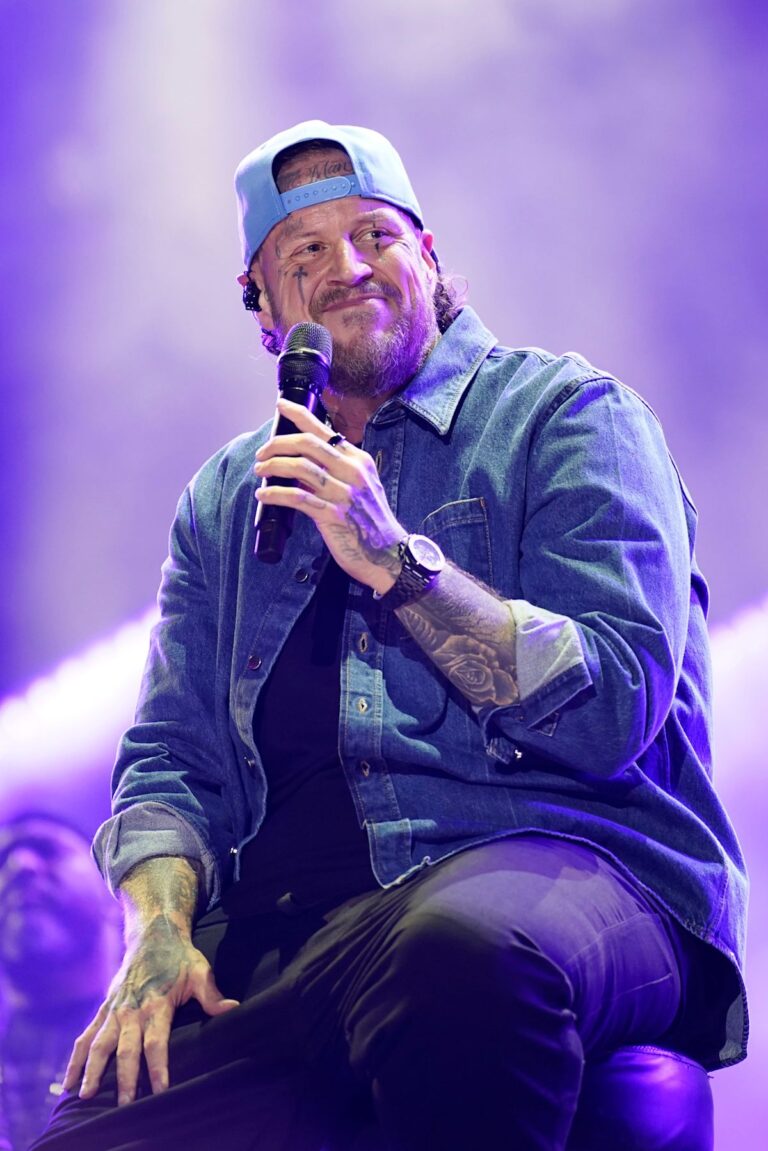 Jelly Roll to Guest Host Jimmy Kimmel Live This Summer