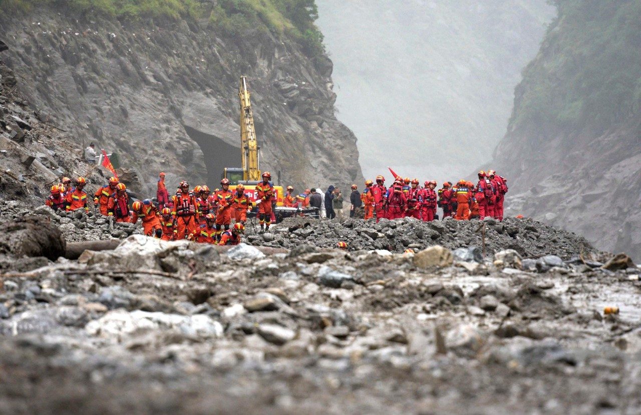 Nepal: Number of people missing after flood rises to 4,247, with more than 900 dead