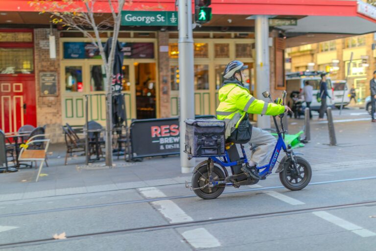 From Monday, food delivery workers will get minimum hourly pay. Here's why it matters