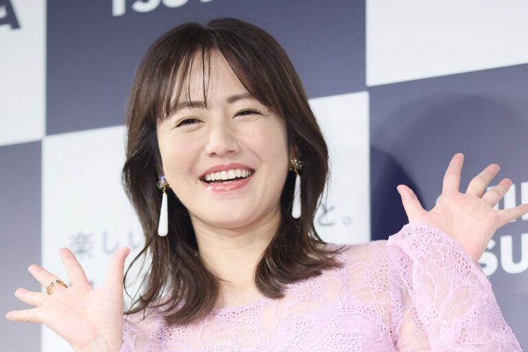 Sayaka Isoyama Recalls Being Reprimanded for Tan on Mito Komon Set