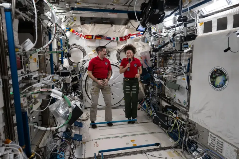 NASA Releases Back-to-School Guide for STEM Internships and Technical Careers