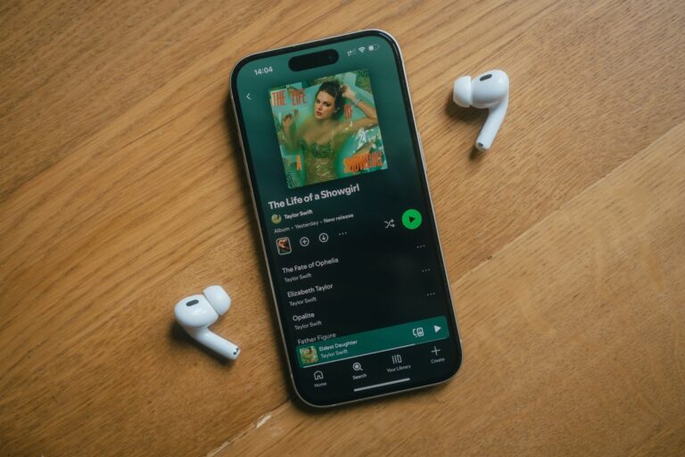 Apple iOS 27 Expands GymKit Support to iPhone and AirPods Pro 3
