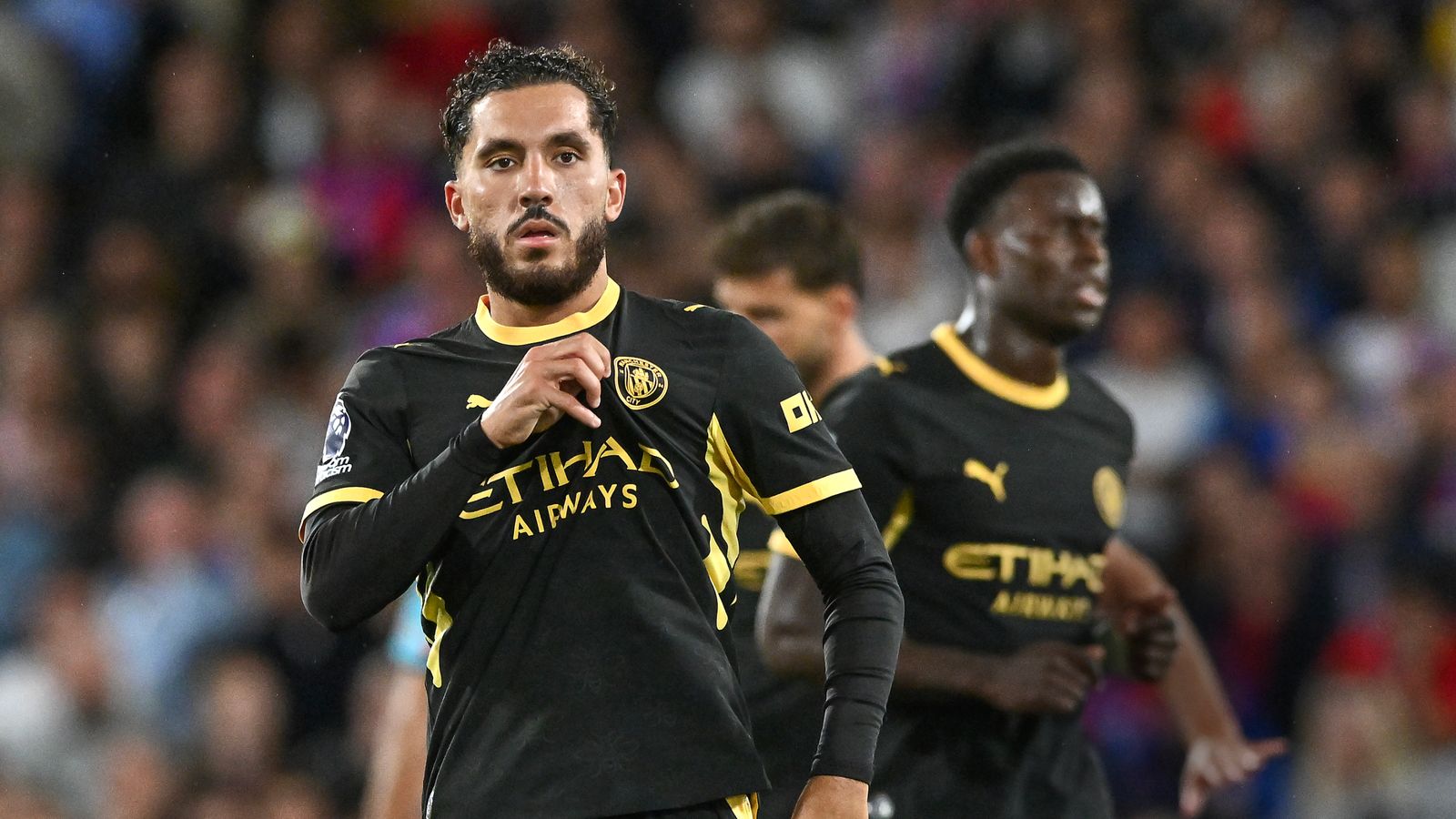 Manchester City cruise to dominant 4-1 victory over Crystal Palace