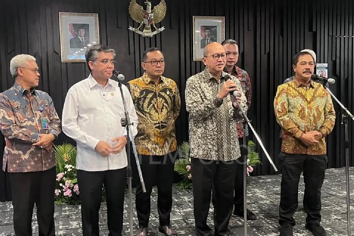 Indonesia Targets Five-Day Foreign Worker Permit Process