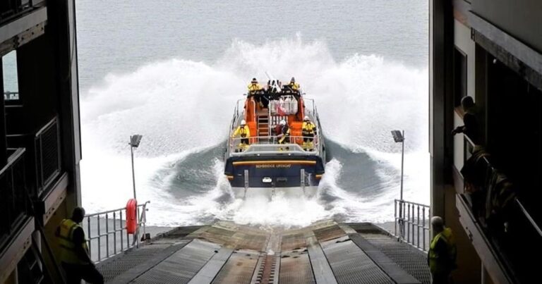 140 migrants in single dinghy rescued in English Channel