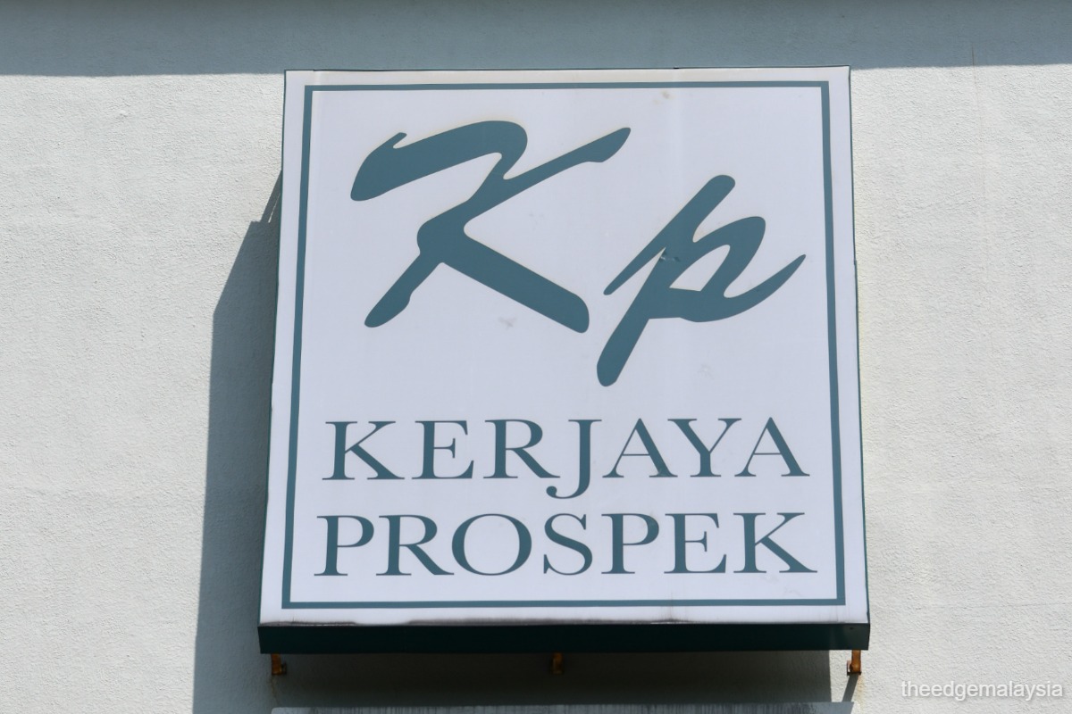 Kerjaya Prospek extends gain to 1997 high after first data centre contract win