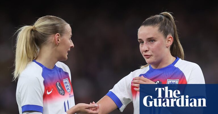 Chloe Kelly & Ella Toone dropped from England squad as Sarina Wiegman hands Chelsea starlet Lexi