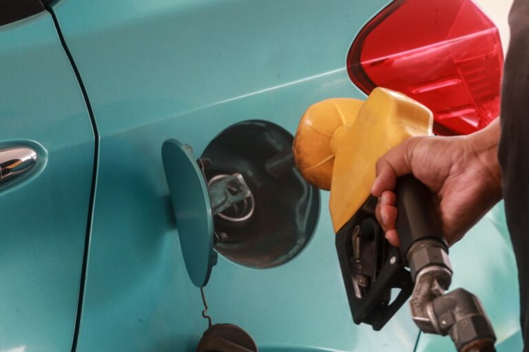 Unsubsidised fuel prices to jump 35 sen per litre from Sept 17