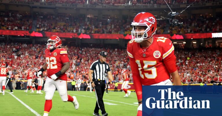 Kenneth Walker III, Patrick Mahomes Lead Chiefs to Win Over Broncos