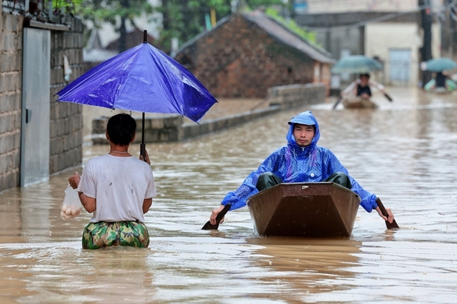 Experts urge caution as flooding raises disease risks