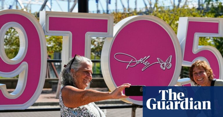 US Cities And States Declare September 25 Dolly Parton Day
