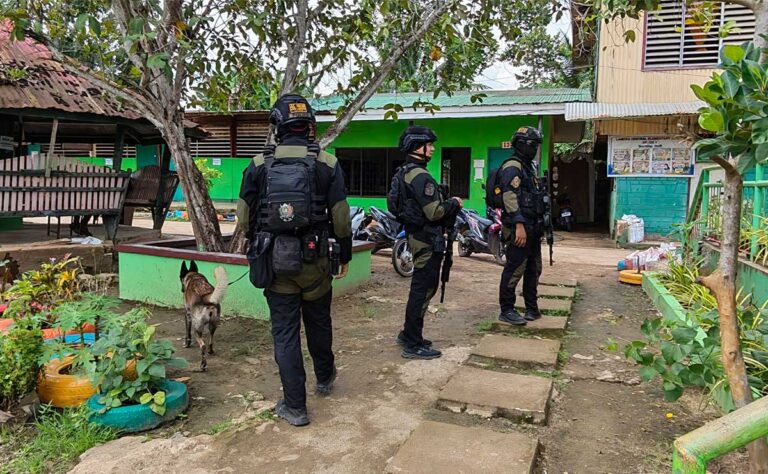 PRECINCT POLICE PRESENCE Authorities in Basilan have stepped up security preparations at polling sites, with members of the