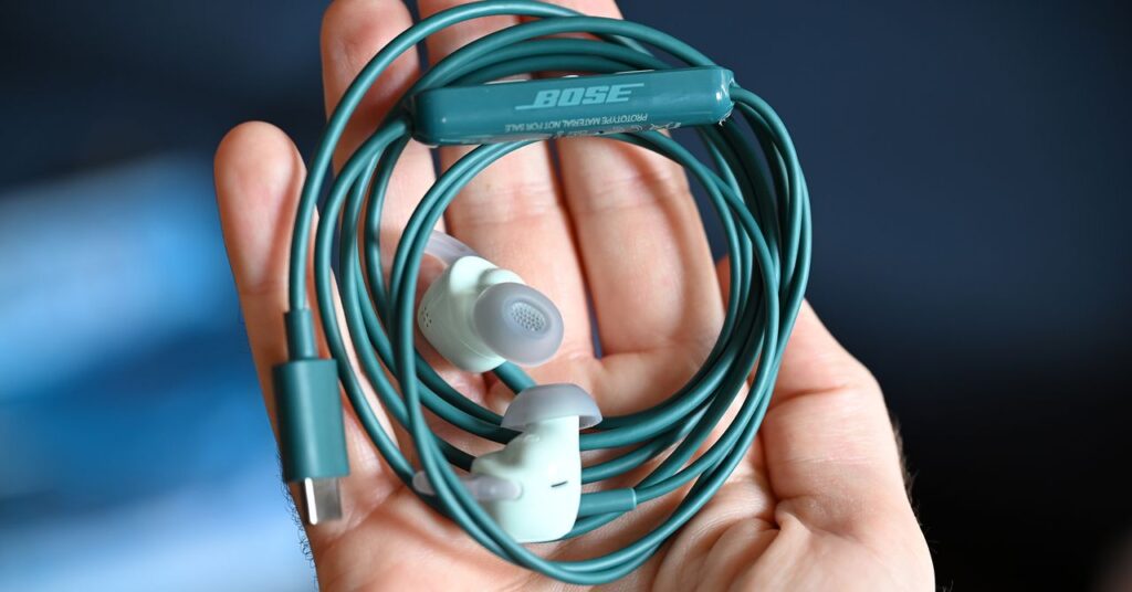 Bose Returns to Wired Earbuds With New $99 Noise-Canceling Pair