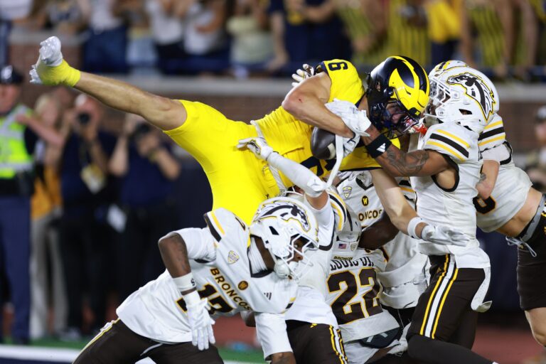 Michigan Hail Mary gives Wolverines 13-12 win over Western Michigan
