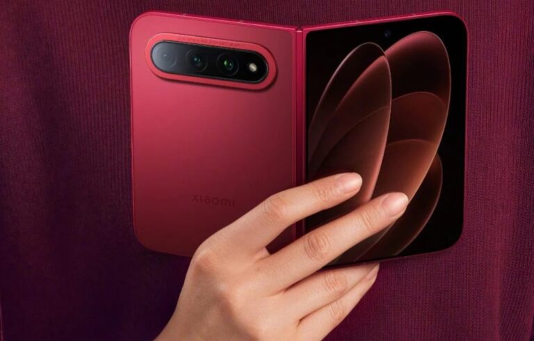 Xiaomi and Huawei Unveil New Foldable Phones Ahead of Apple Event