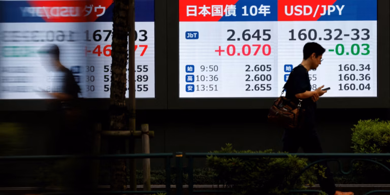 Japan’s Ten-Year Bond Yield Hits 3.00% for First Time in Three Decades