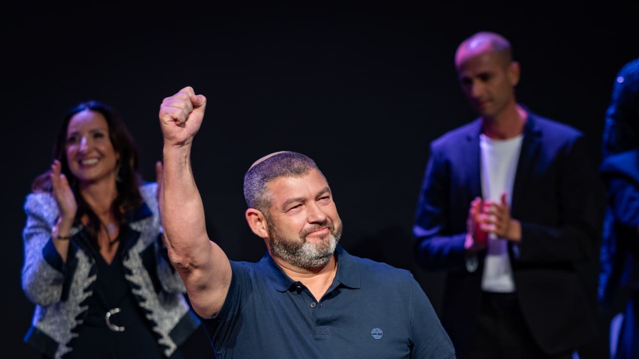 Netanyahu's bloc drops to 48 seats as Winter's party enters Knesset in new poll