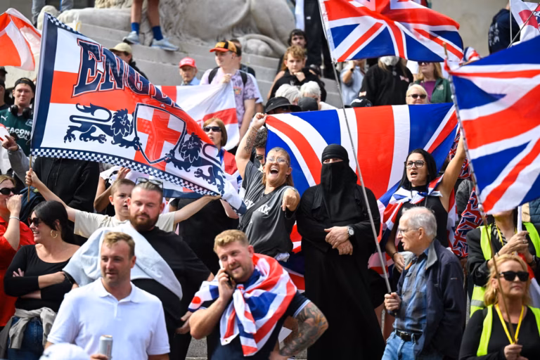 RNLI temporarily closes Portsmouth lifeboat station after anti-migrant protests