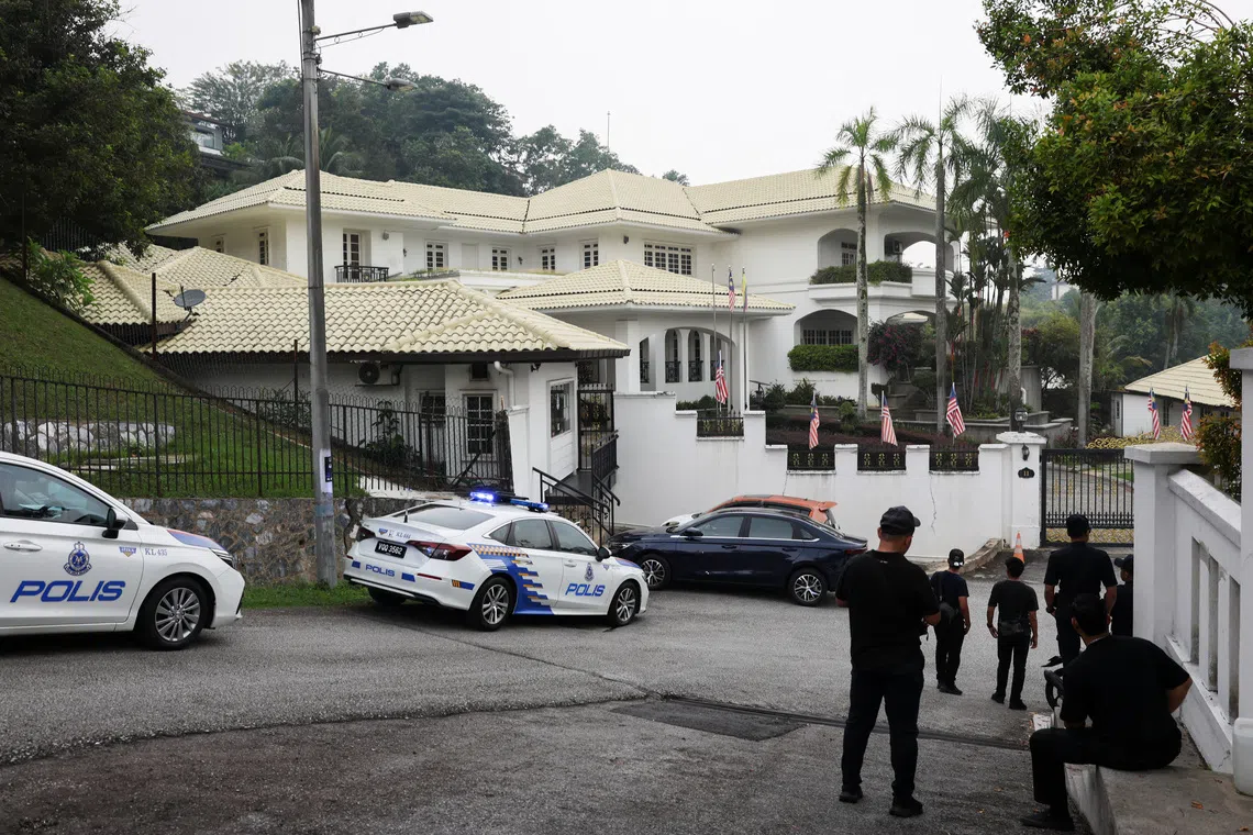 M'sian Bar again challenges Najib pardon, this time over house arrest