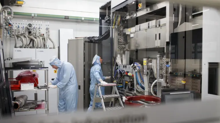 China Projected to Need 15 Years for EUV Chip Systems, Says Zeiss Executive