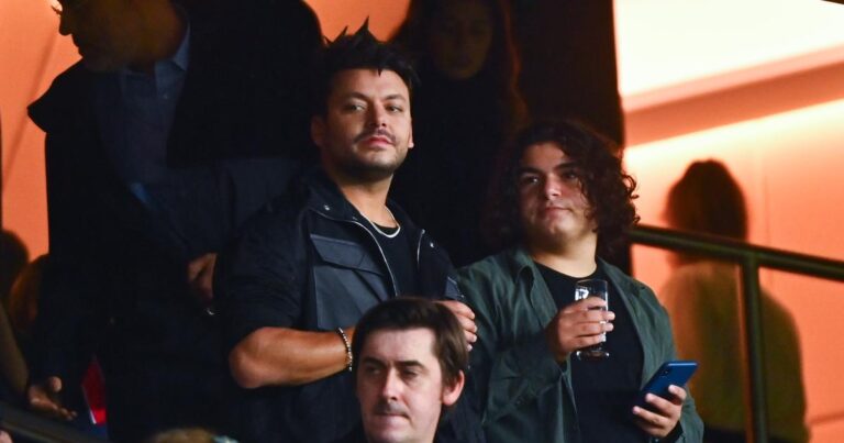 Kev Adams présent au Parc des Princes mercredi soir