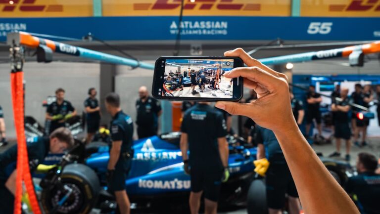 Singapore F1: Ballots open for Thursday Pit Lane Experience, with up to 4,500 fans eligible