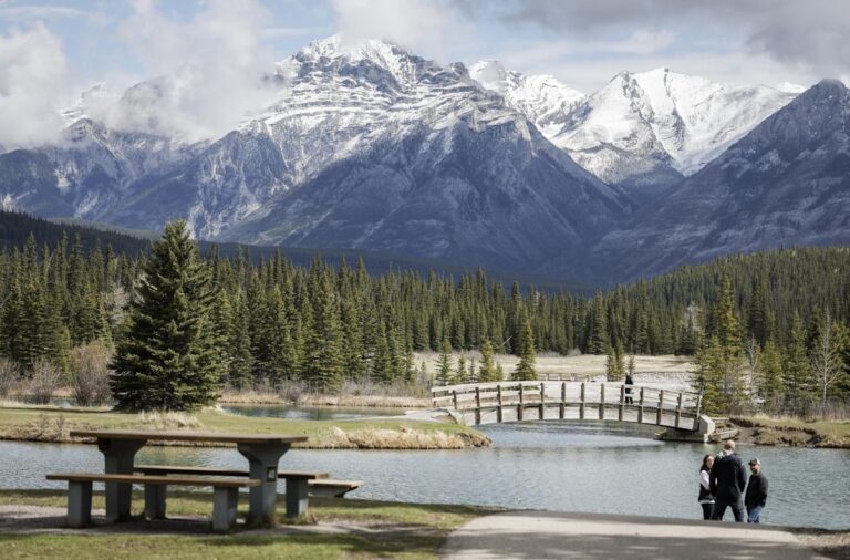 2 men dead in separate hikes in Banff National Park: RCMP