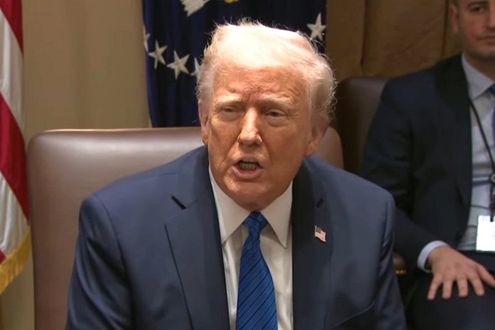 US slaps import ban on Canadian alcohol and other goods