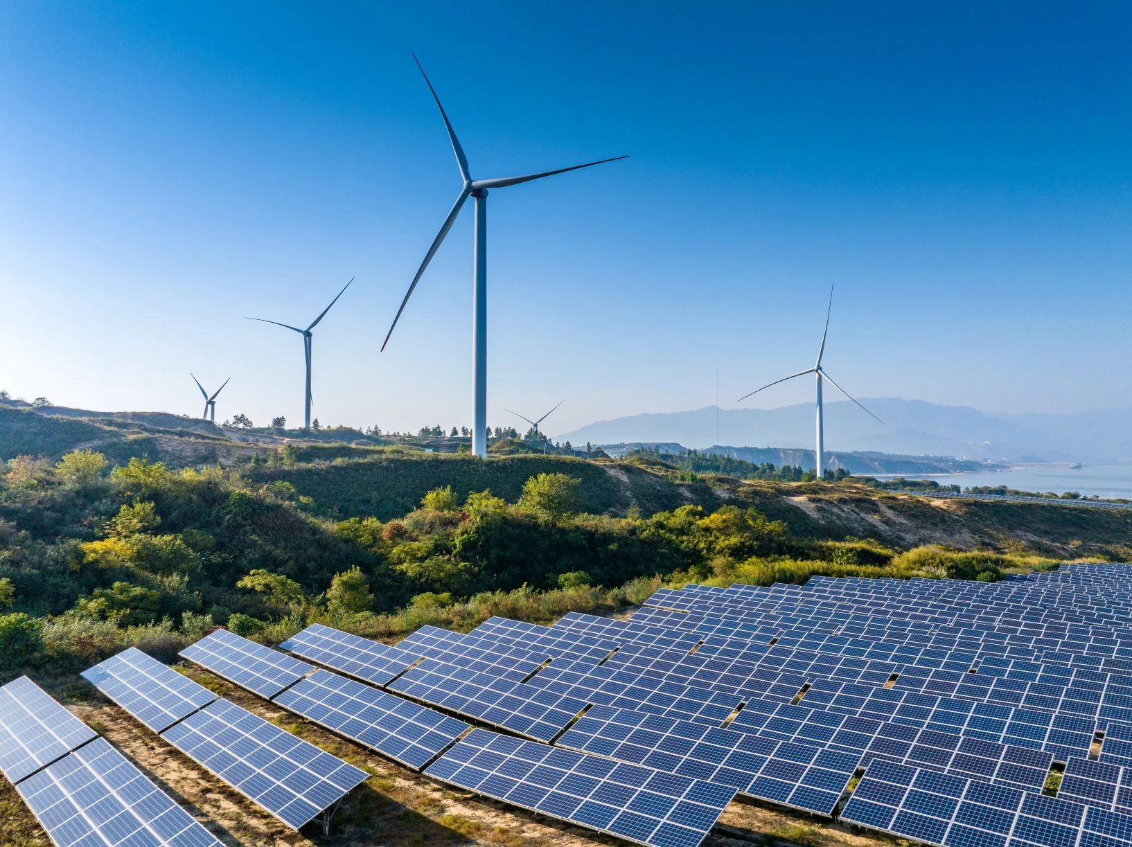 BloombergNEF's South Africa Transition Factbook: Power-Market Reform and Private Investments Drive Energy Transition