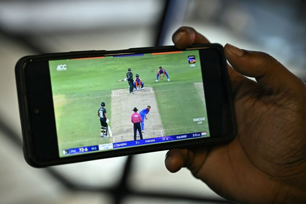 Netflix, Streaming Rivals Dominate 6B Asia Sports Arena