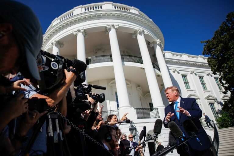 Federal Judge Blocks White House Ban on Media Outlets