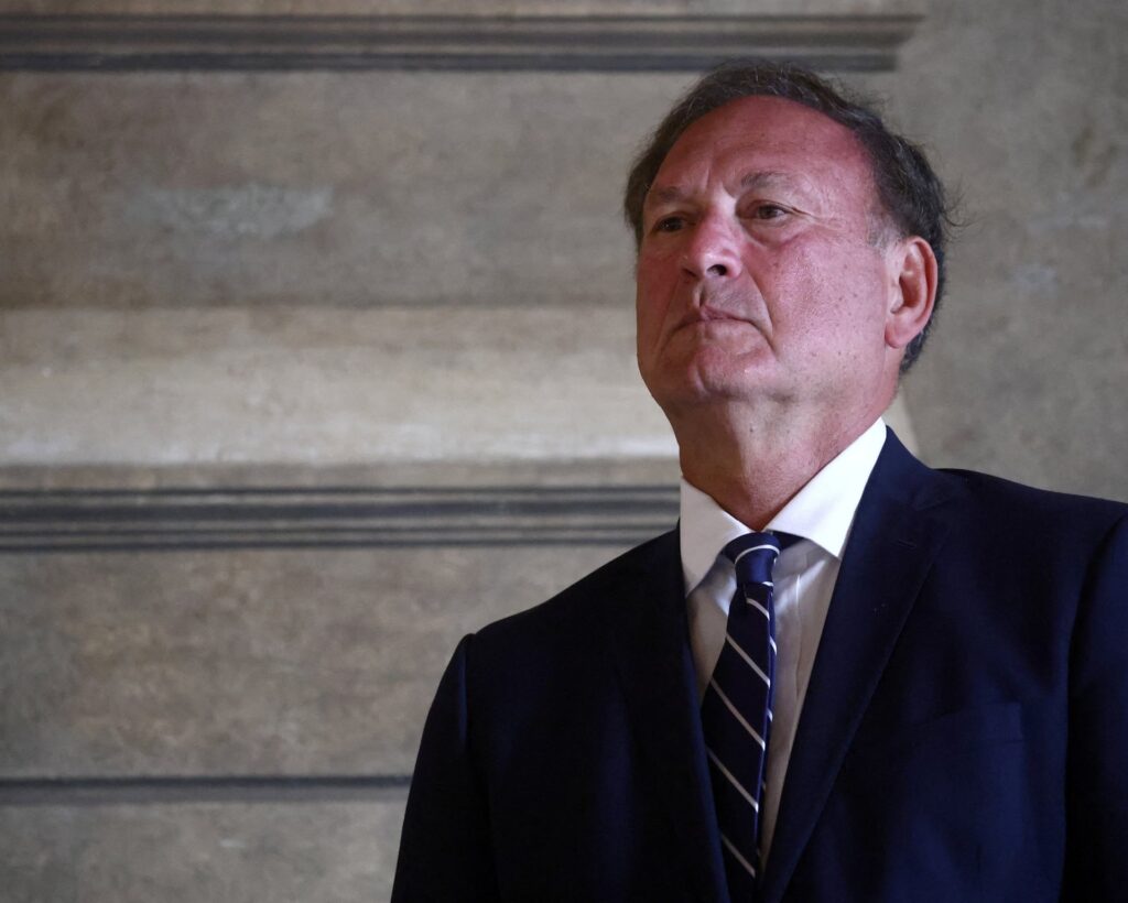 Justice Alito Confirms Plans to Remain on Bench Despite Retirement Speculation