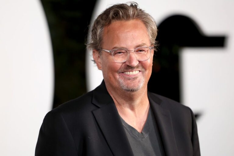 Matthew Perry Netflix Doc Reveals M Rehab Fight, 'Friends' Stars Actions at Funeral - Newsweek