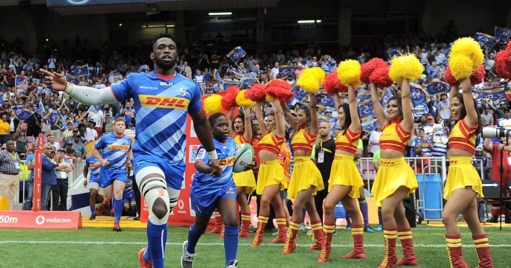 Stormers and Springboks captain Siya Kolisi leads his team onto the field in their opening 2020 Super Rugby opener against