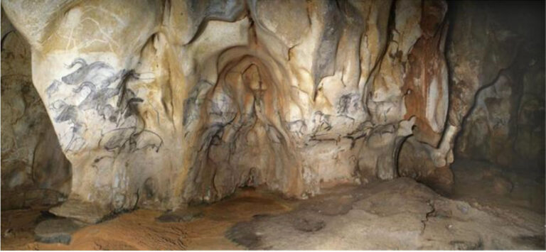 UV Light Spectroscopy Reveals Secrets of Chauvet Cave Artworks