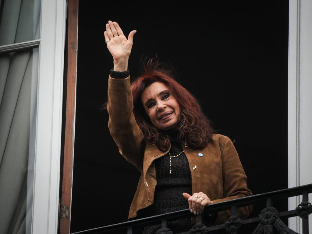 Axel Kicillof Criticizes Milei and Defends Cristina Kirchner