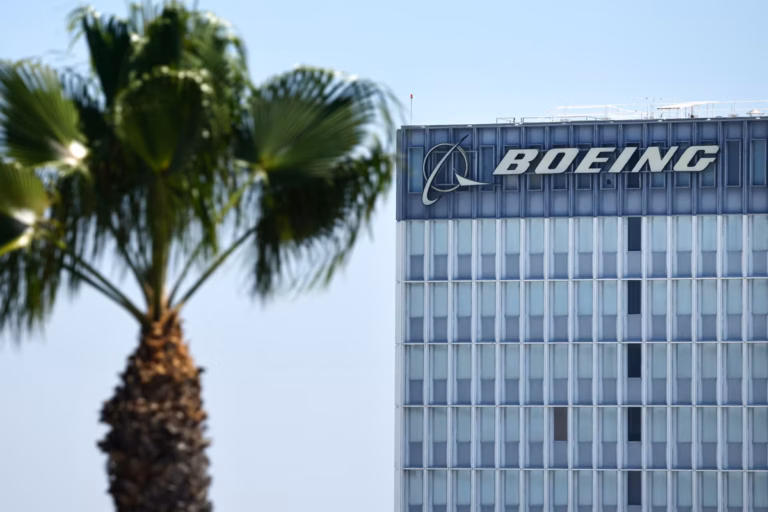 FAA Approves Boeing 737 Max 10 for Commercial Passenger Service