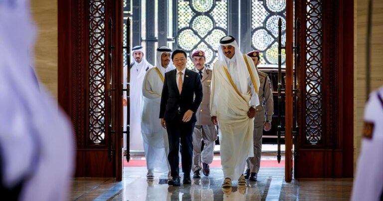 Singapore and Qatar Elevate Ties and Renew Energy Pact