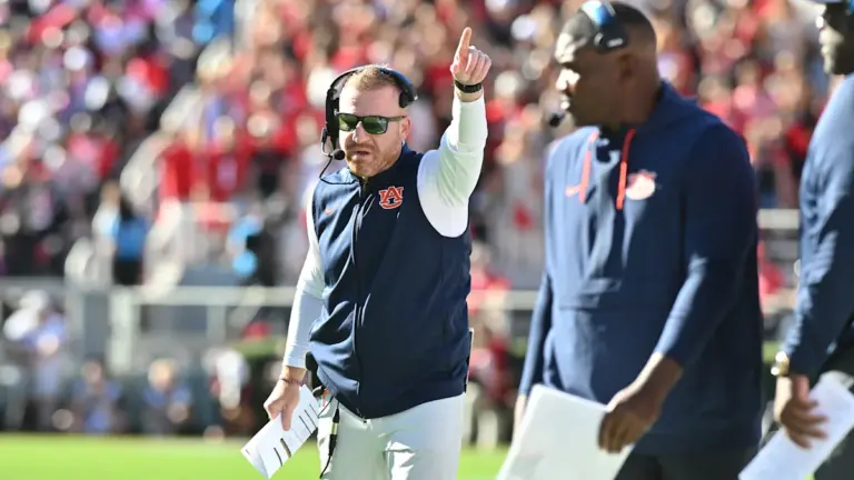 Auburn Stuns No. 1 Georgia With Walk-Off Field Goal