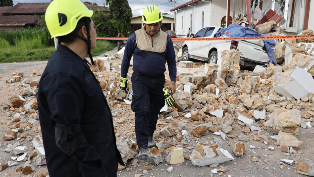 Magnitude 7.7 Earthquake Strikes Panama and Triggers Tsunami Warnings