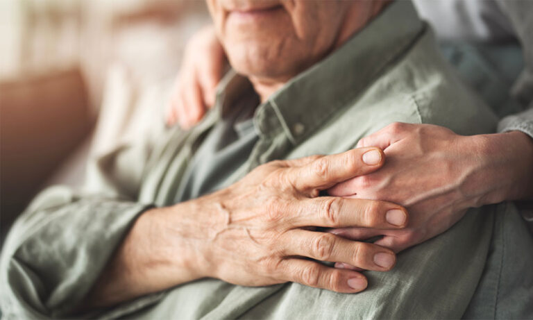 Earlier Alzheimer's Treatment Could Increase Lifetime Benefits