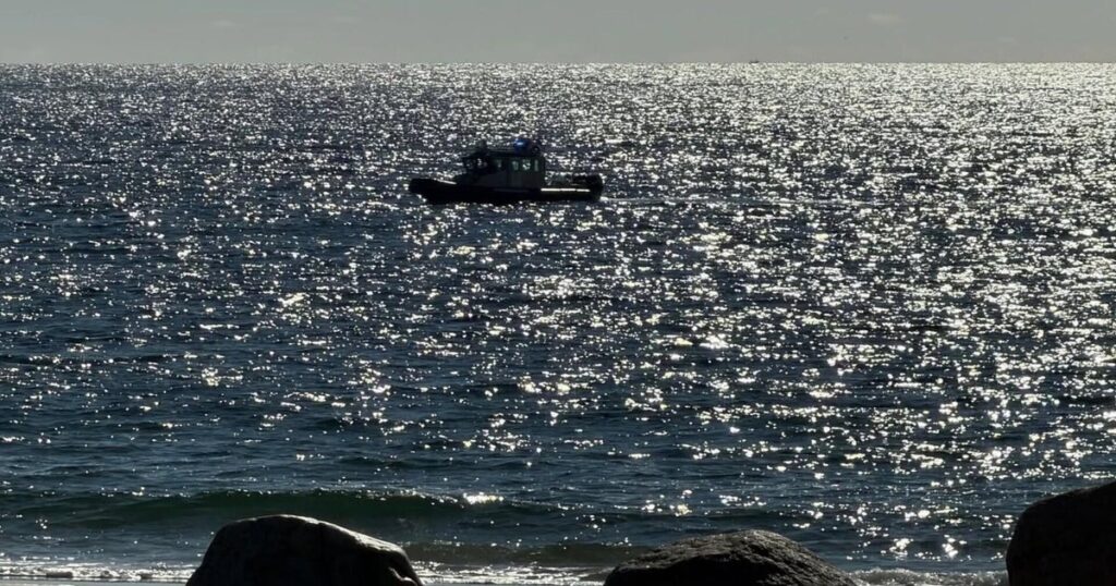 Coast Guard suspends search near Manchester-by-the-Sea